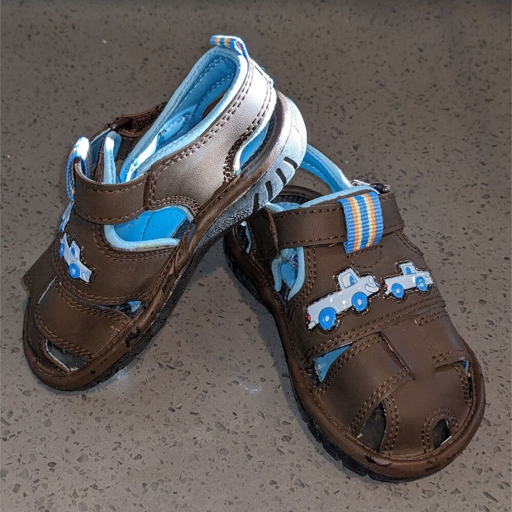 Mommy & Me Toddler Sandals Brown Truck Boys Hook Loop Summer Shoes Sz 5